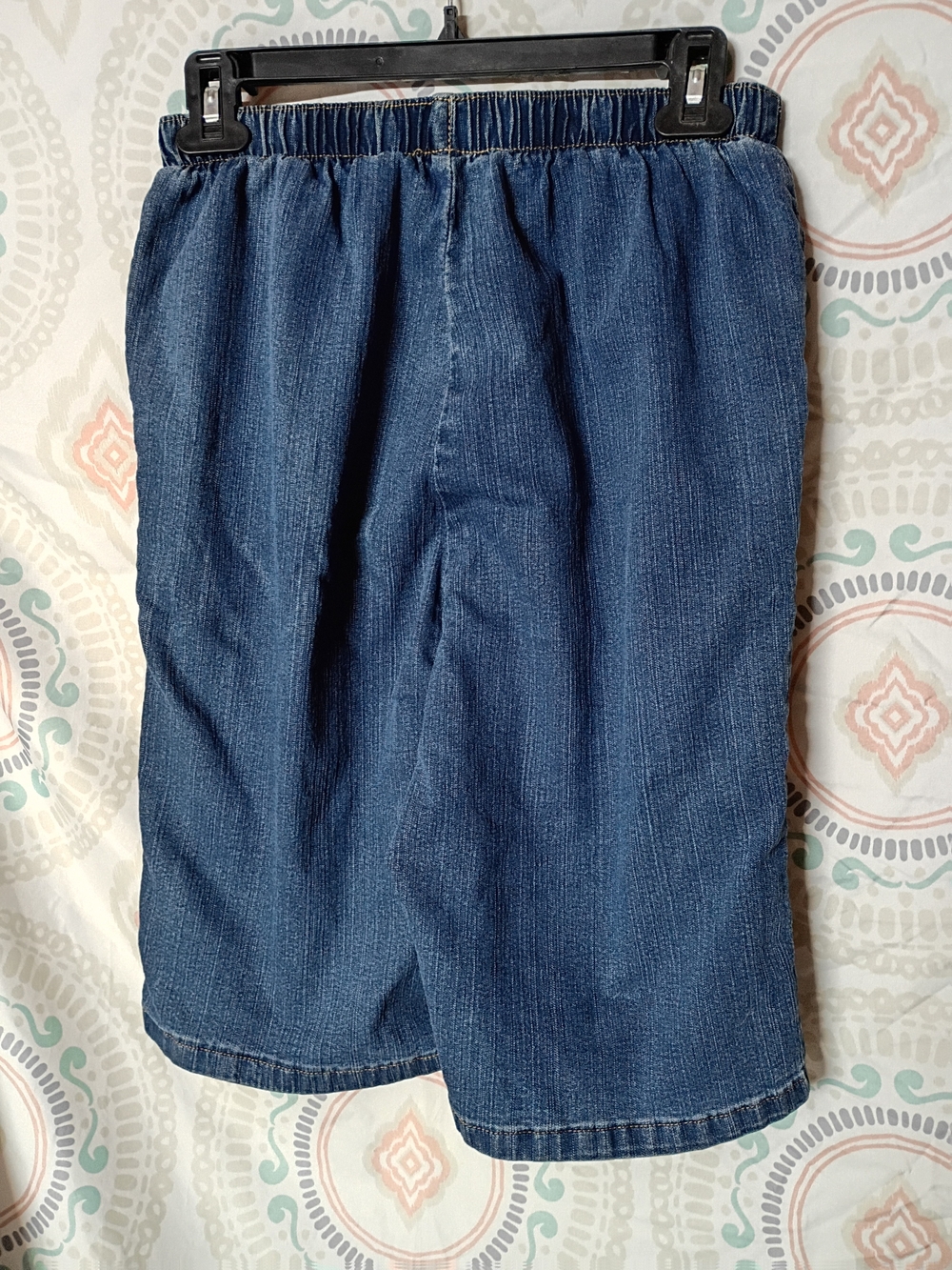 chic Dark Blue Denim Jean Shorts - Picture 3 of 4
